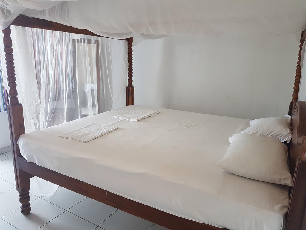 Bed and Breakfast The Ocean Unawatuna Exterior foto